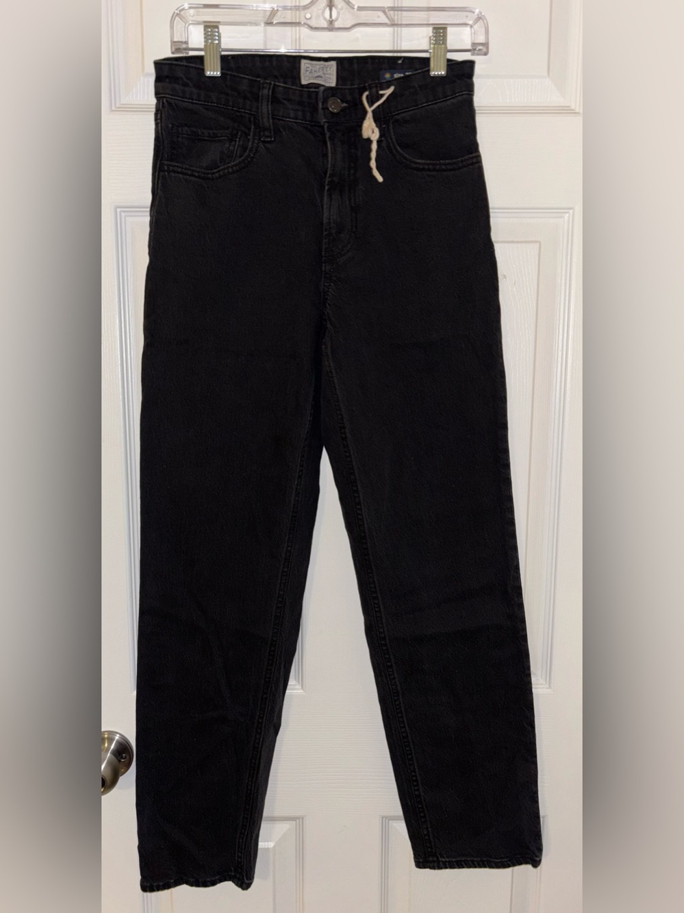 Faherty Black Straight‑Leg Jeans – Size 29